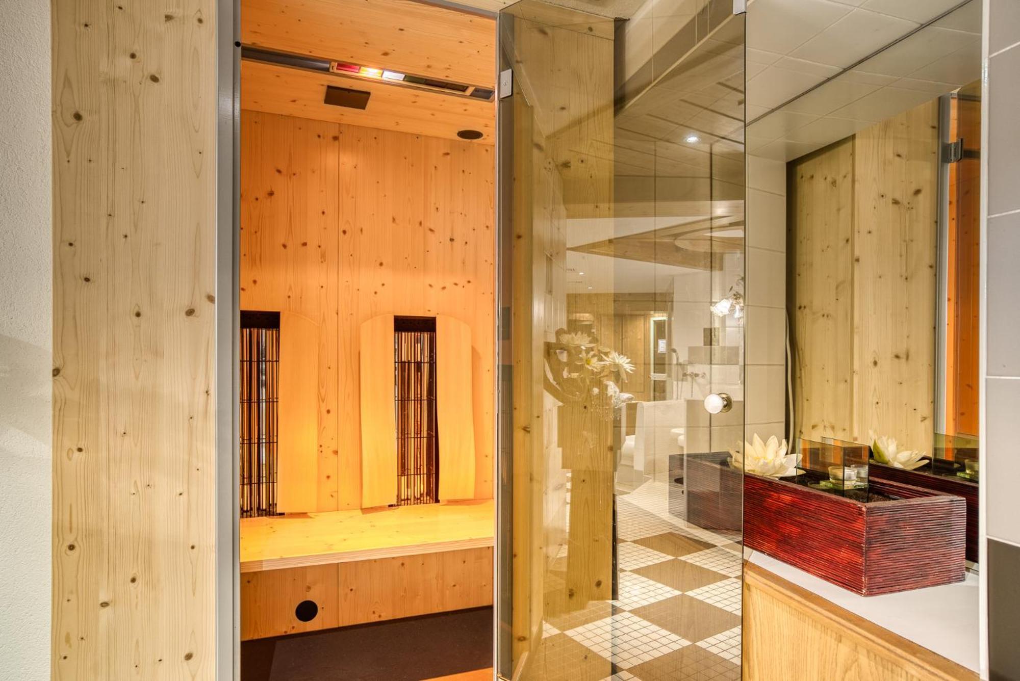 Hotel Zum Lamm Тарренц Екстер'єр фото