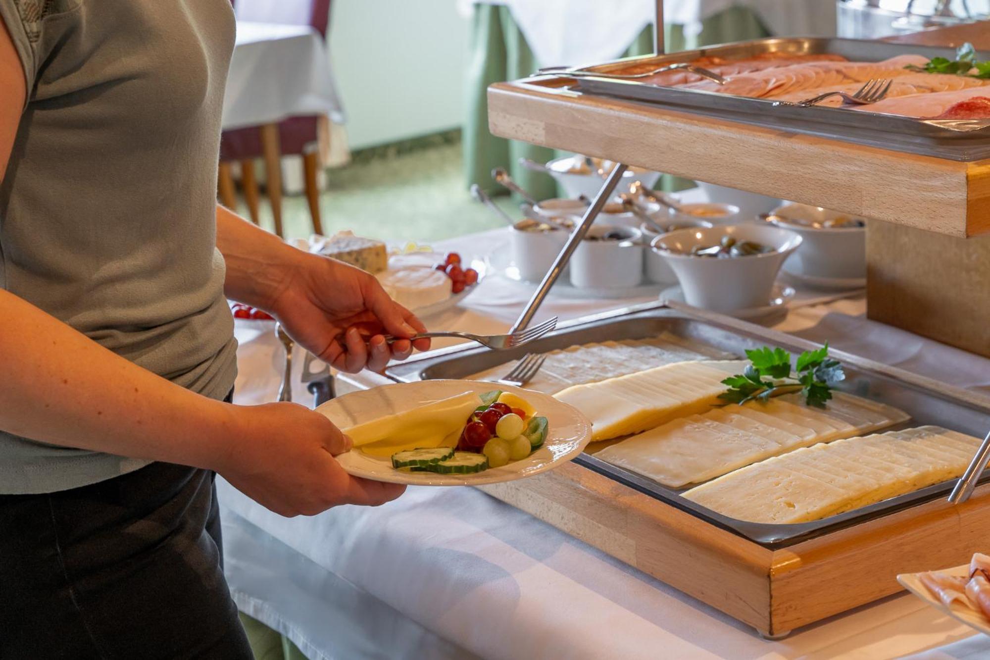 Hotel Zum Lamm Тарренц Екстер'єр фото