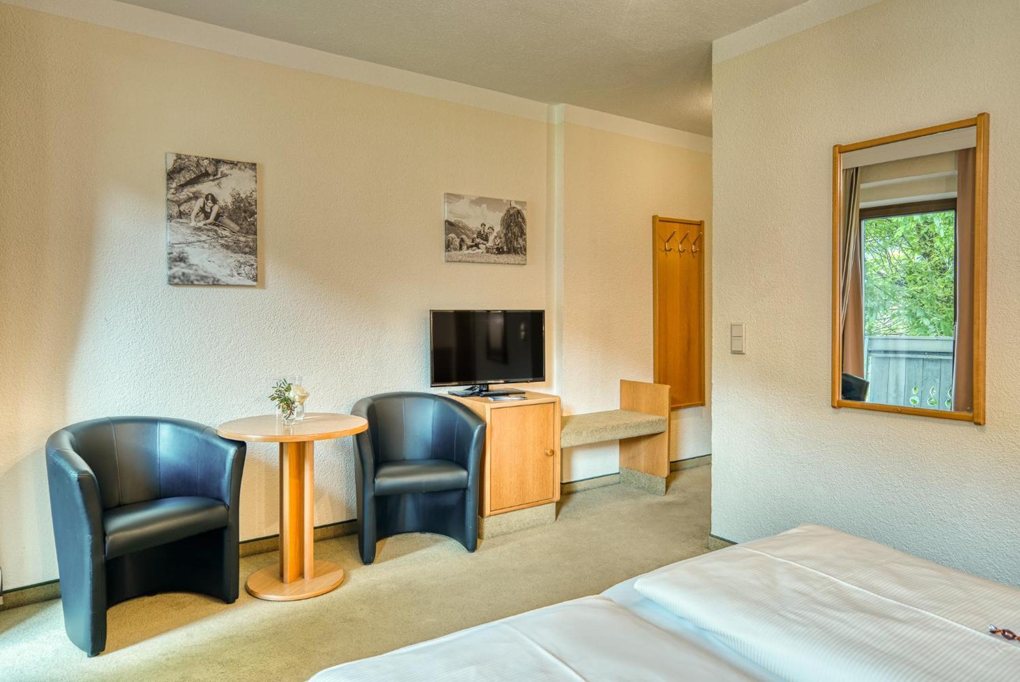 Hotel Zum Lamm Тарренц Екстер'єр фото