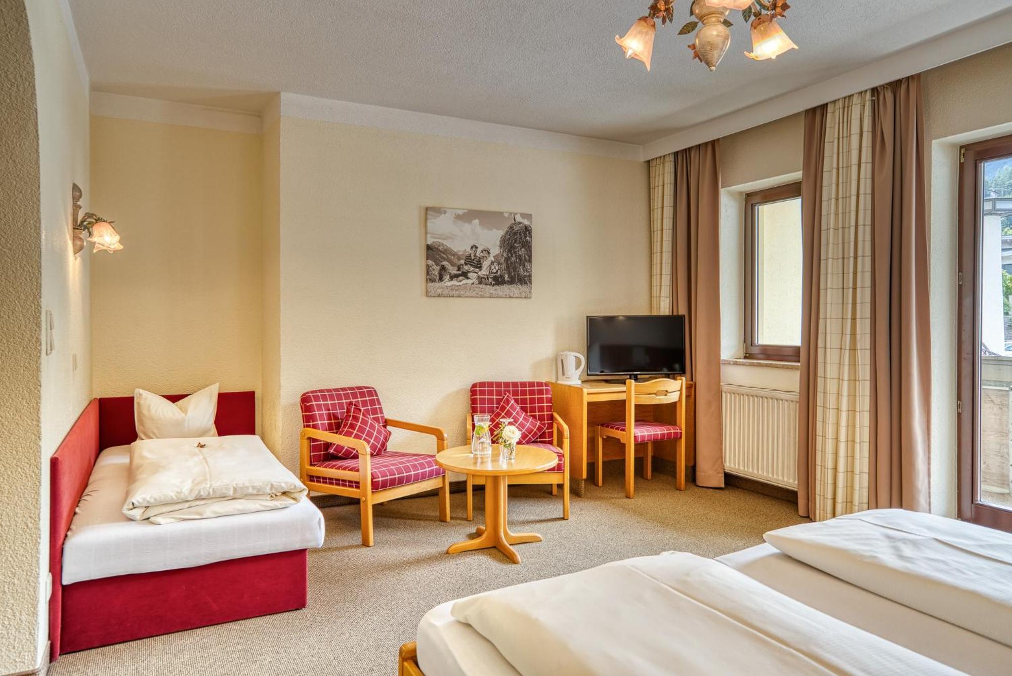 Hotel Zum Lamm Тарренц Екстер'єр фото